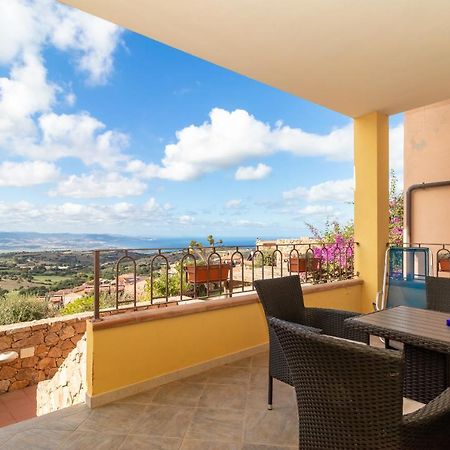 Appartamento Con Piscina 03 Trinita d'Agultu e Vignola Экстерьер фото