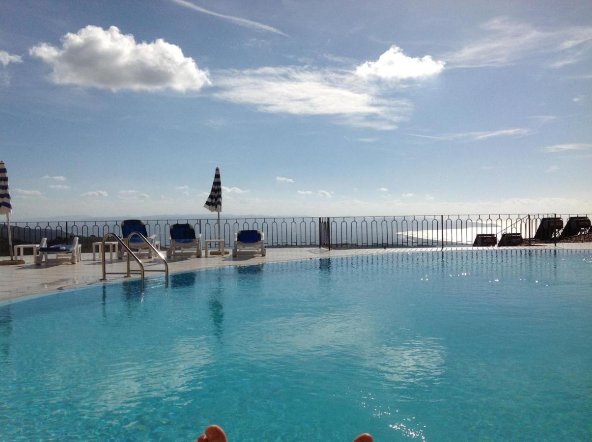 Appartamento Con Piscina 03 Trinita d'Agultu e Vignola Экстерьер фото
